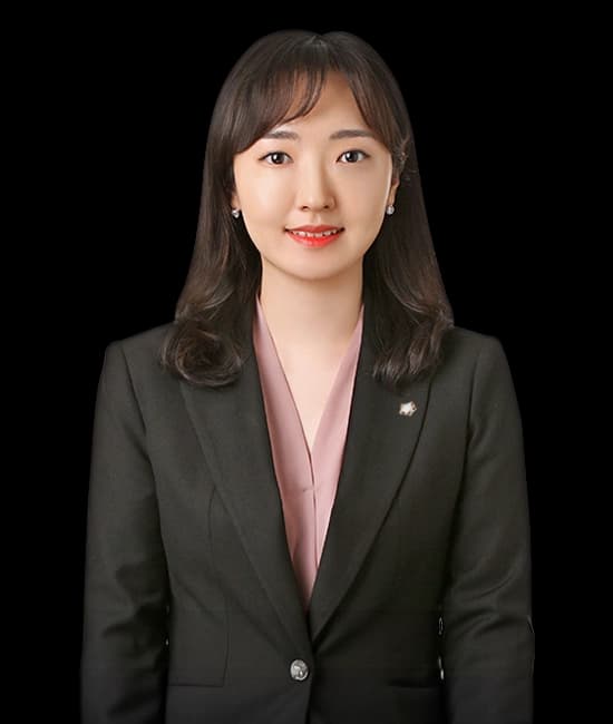 김유정 변호사님