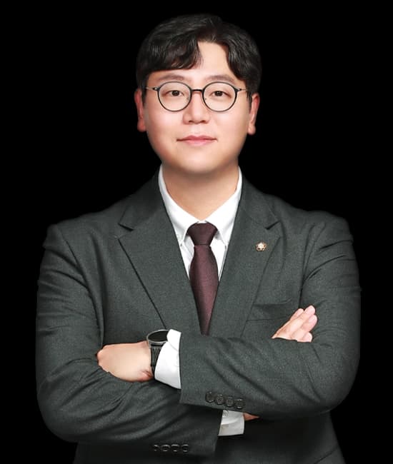 윤정현 변호사님